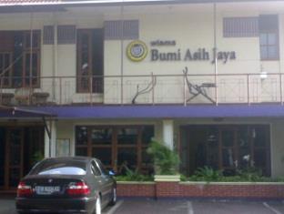Bumi Asih Jakarta Hotel Exterior photo